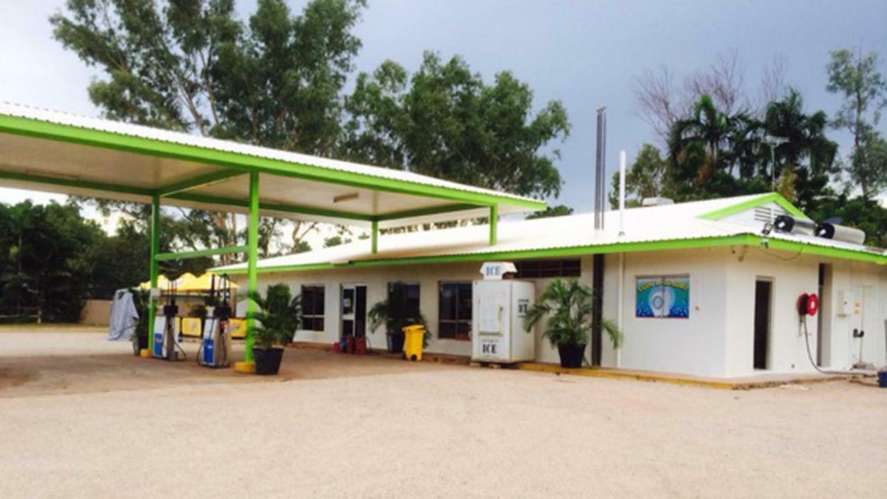 Mataranka Roadhouse Motel ภายนอก รูปภาพ